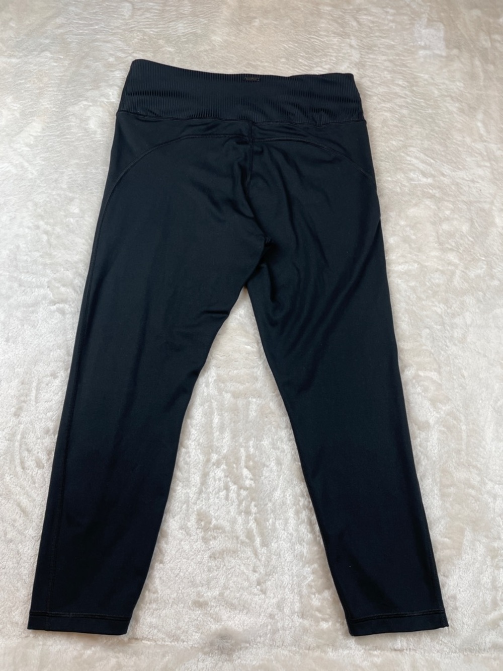 Victoria's Secret Black On Point High-Waist Tie Leggings - Picture 5 of 6